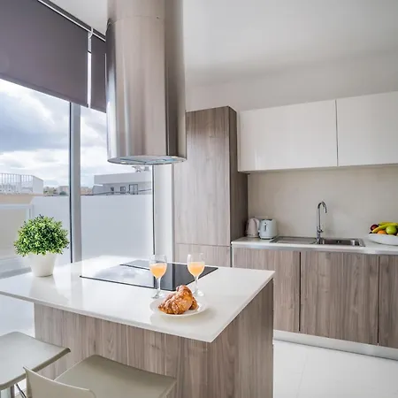 Bnbnova - Private Penthouse With Terrace Spinola Bay * Saint Julian's
