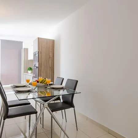 Bnbnova - Private Penthouse With Terrace Spinola Bay Apartment *