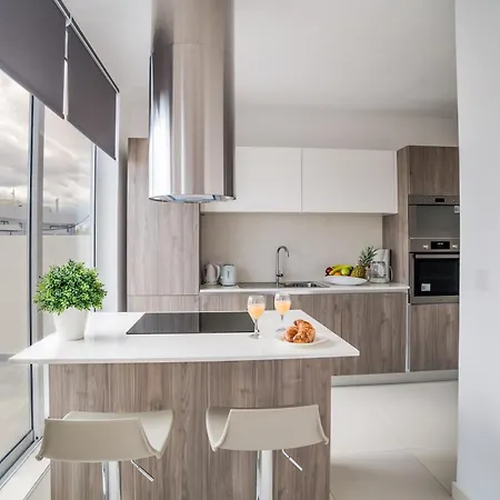 Bnbnova - Private Penthouse With Terrace Spinola Bay * Saint Julian's