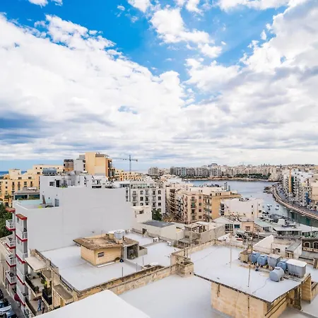 Bnbnova - Private Penthouse With Terrace Spinola Bay Apartment